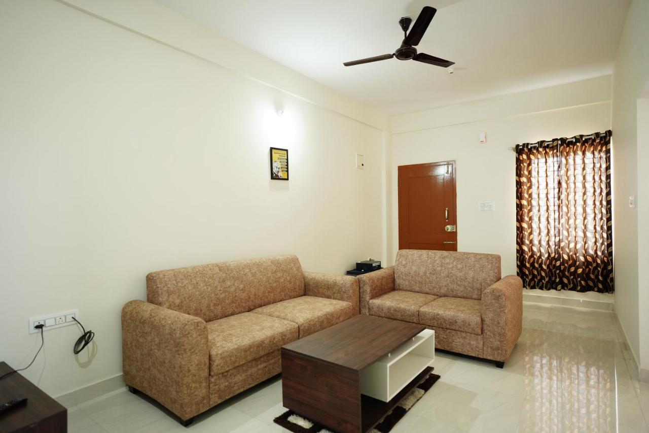 Castle Suites By Haven Homes, Kempegowda International Airport Road Bangalore Esterno foto