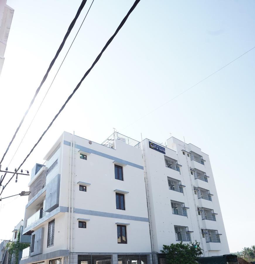 Castle Suites By Haven Homes, Kempegowda International Airport Road Bangalore Esterno foto