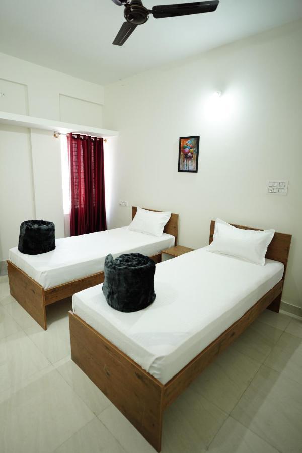 Castle Suites By Haven Homes, Kempegowda International Airport Road Bangalore Esterno foto