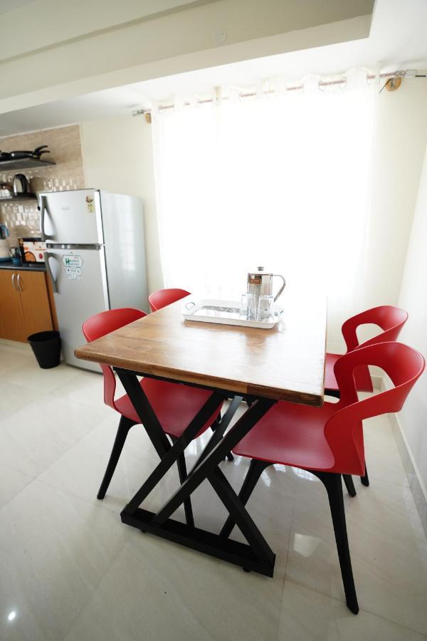 Castle Suites By Haven Homes, Kempegowda International Airport Road Bangalore Esterno foto