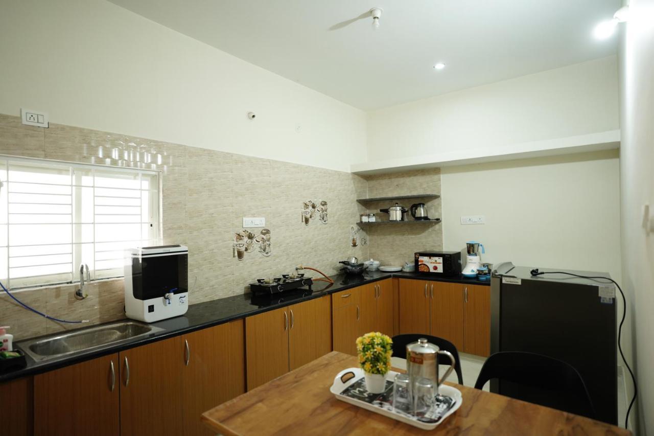 Castle Suites By Haven Homes, Kempegowda International Airport Road Bangalore Esterno foto